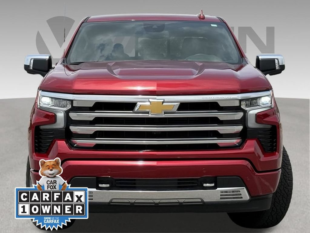 Used 2025 Chevrolet Silverado 1500 High Country w/ Z71 Off-Road Package AWD/4WD image 2