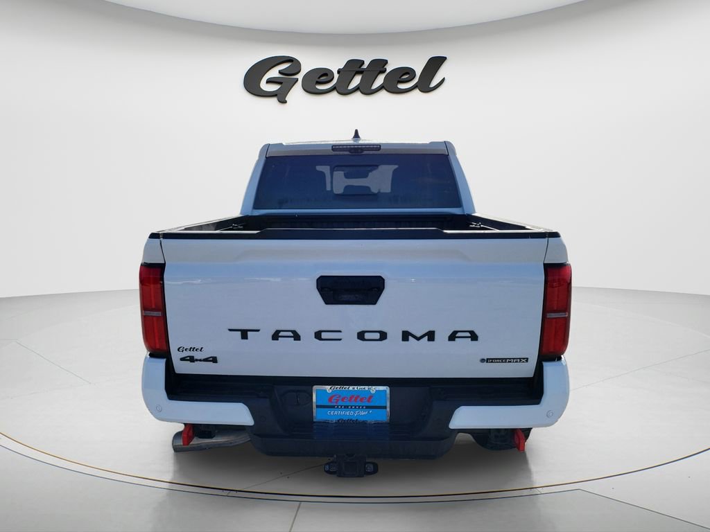 Certified 2025 Toyota Tacoma TRD Off-Road w/ TRD Off Road Premium Package AWD/4WD image 4