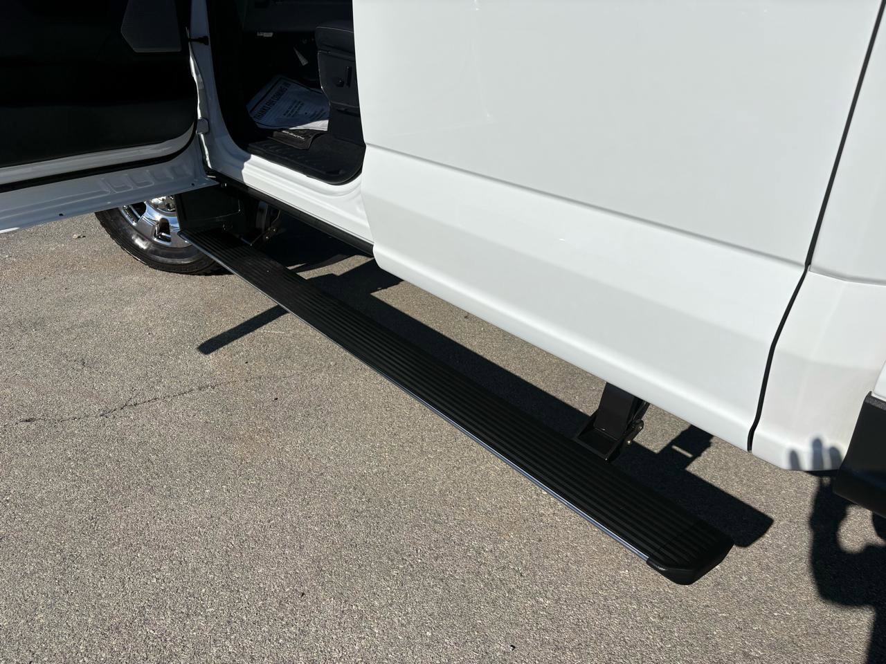 Used 2023 Ford F350 Lariat w/ Lariat Ultimate Package image 38