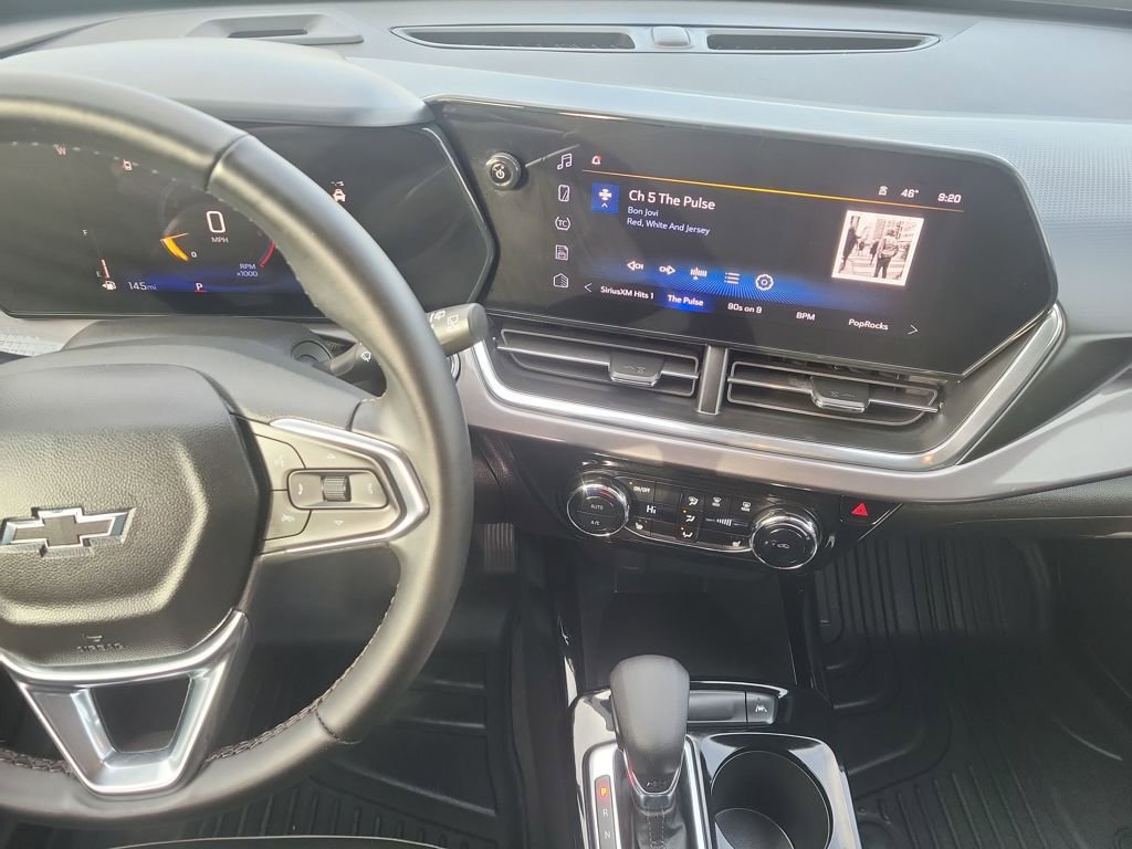 Used 2025 Chevrolet Trax ACTIV image 38