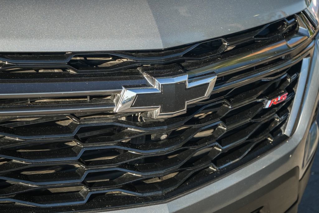 Used 2023 Chevrolet Traverse RS w/ LPO, Floor Liner Package AWD/4WD image 10