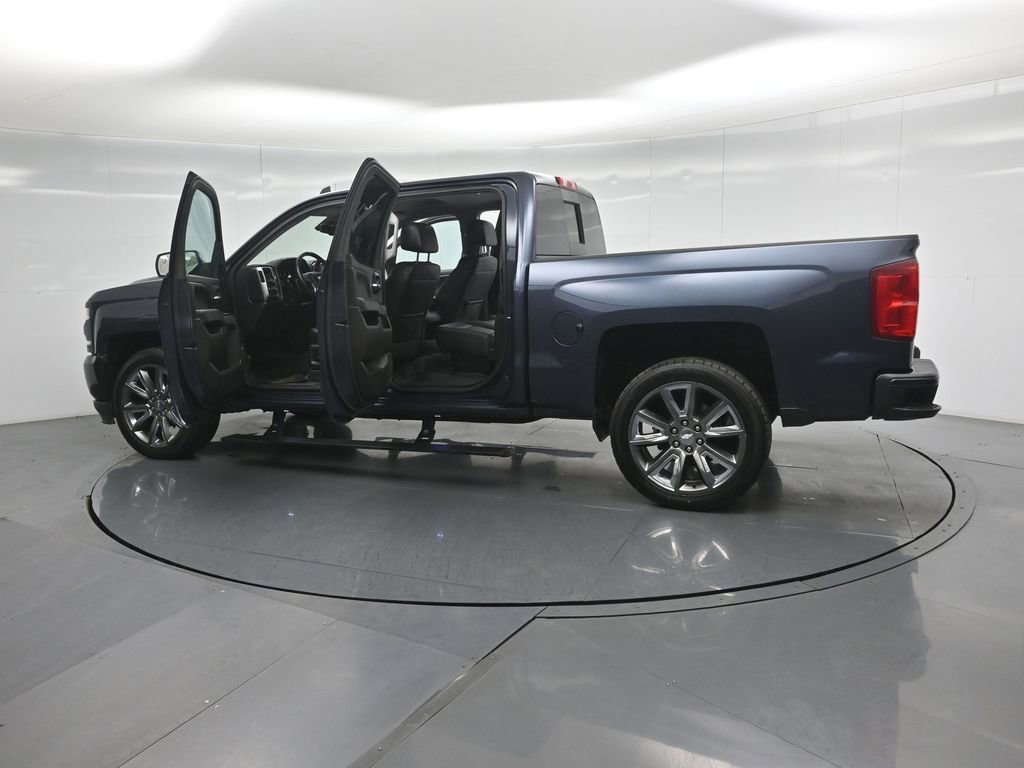 Used 2018 Chevrolet Silverado 1500 LTZ Z71 w/ Centennial Edition image 35