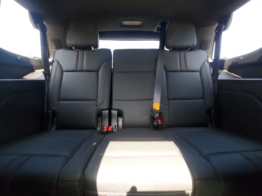 Used 2022 Chevrolet Tahoe RST w/ Luxury Package AWD/4WD image 15