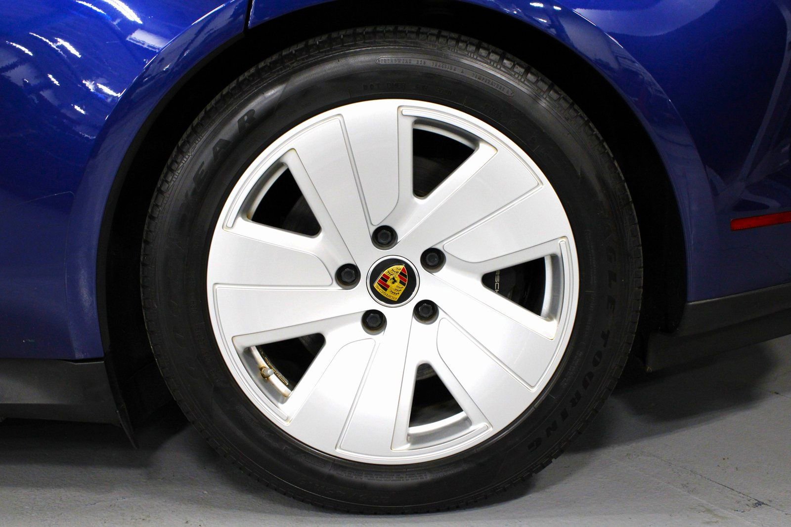 Certified 2021 Porsche Taycan image 12