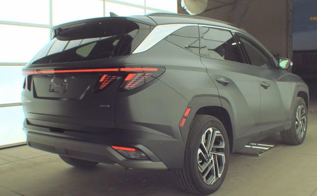 Certified 2025 Hyundai Tucson Limited image 3