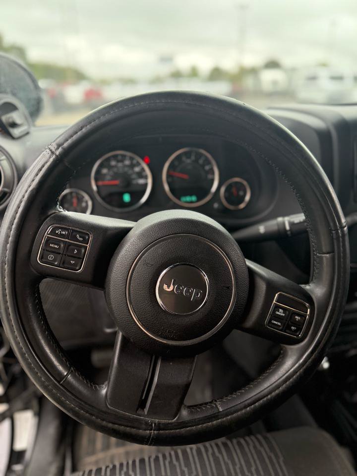 Used 2012 Jeep Wrangler Sport AWD/4WD image 11