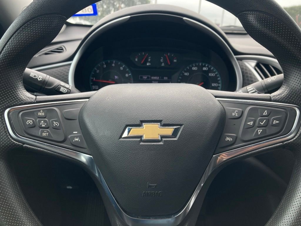 Used 2025 Chevrolet Malibu LT FWD image 19
