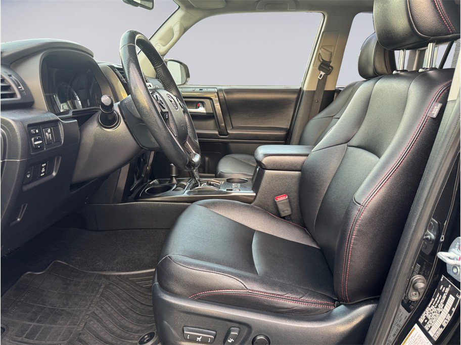 Used 2016 Toyota 4Runner Trail Premium image 10