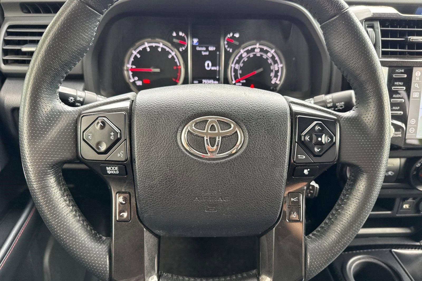 Used 2020 Toyota 4Runner TRD Off-Road AWD/4WD image 16