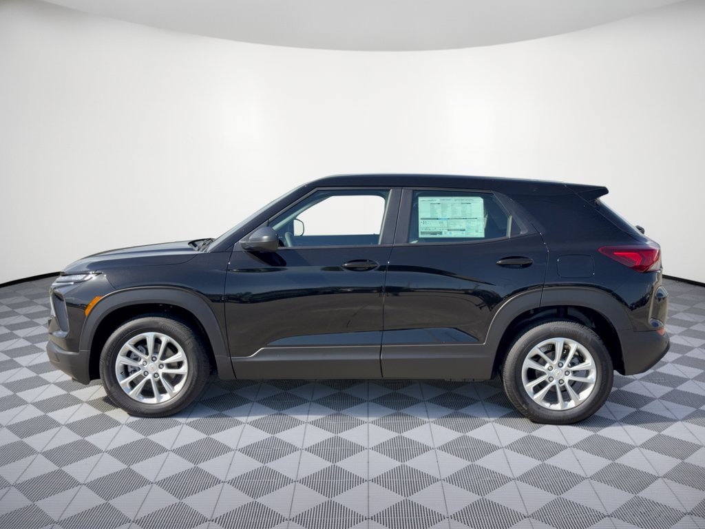 New 2026 Chevrolet TrailBlazer LS w/ LS Confidence Package FWD image 2