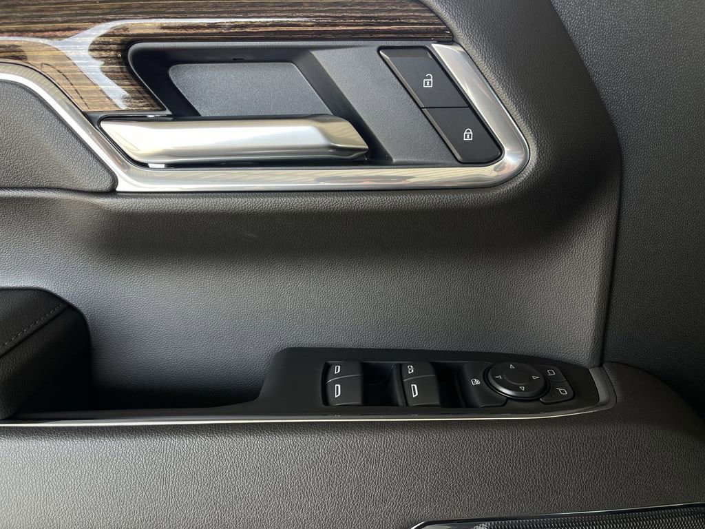 New 2026 GMC Sierra 1500 Elevation image 23