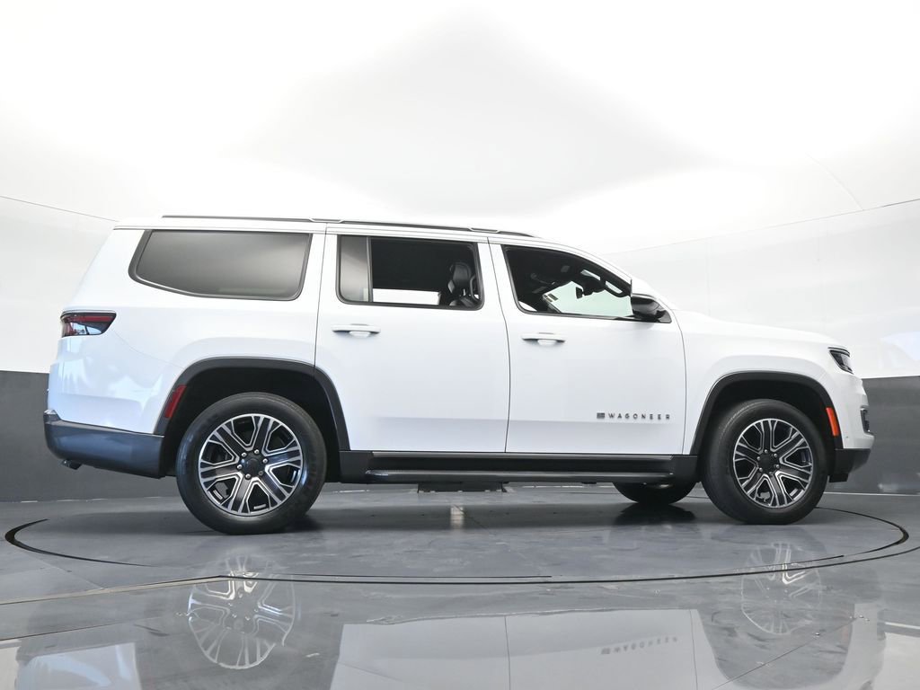 Used 2022 Jeep Wagoneer Series III RWD image 66