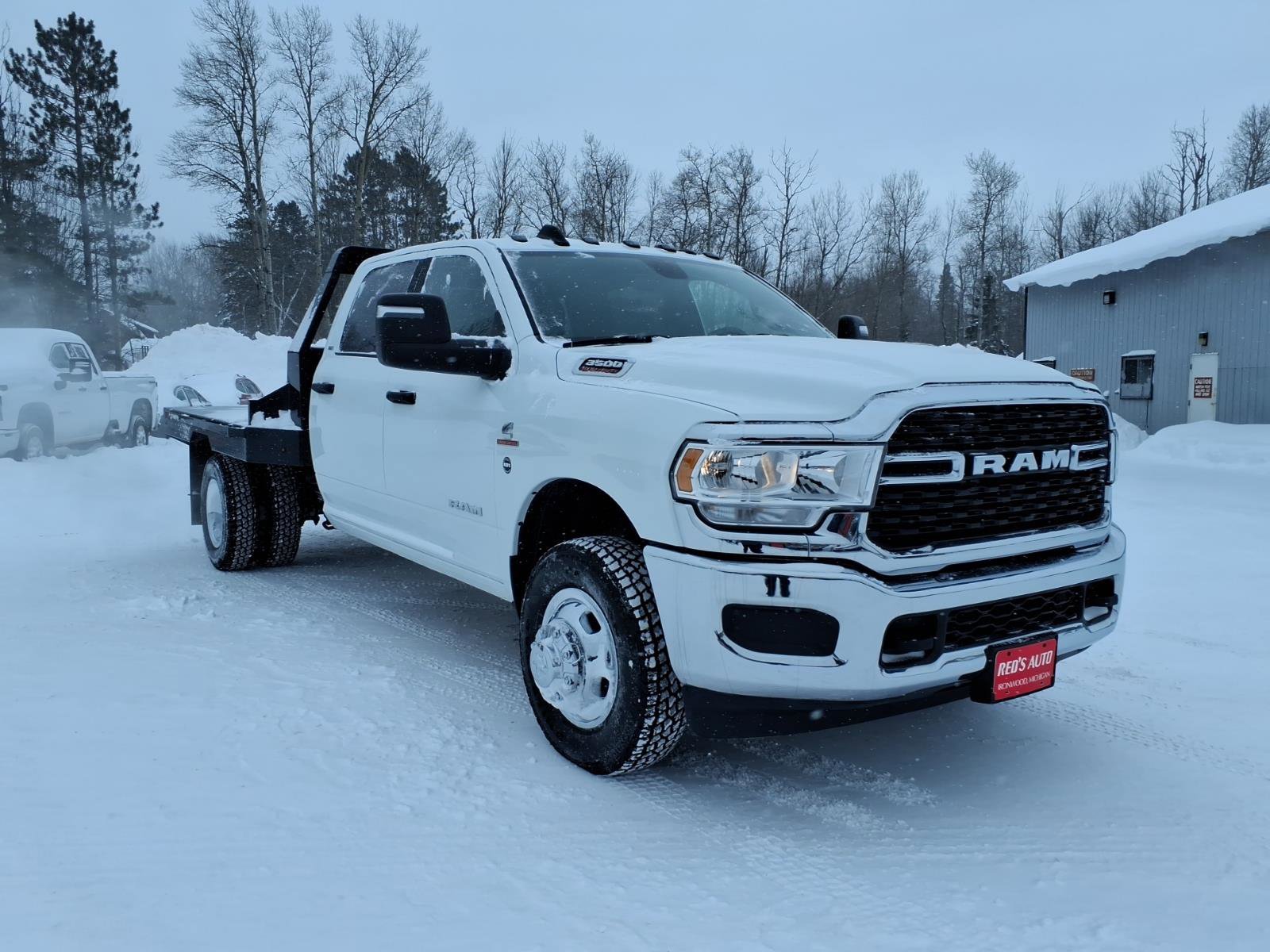 Used 2024 RAM 3500 SLT w/ Quick Order Package 2YG SLT image 8