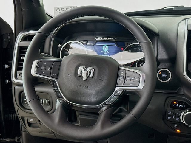 New 2026 RAM 1500 4x4 Crew Cab image 11