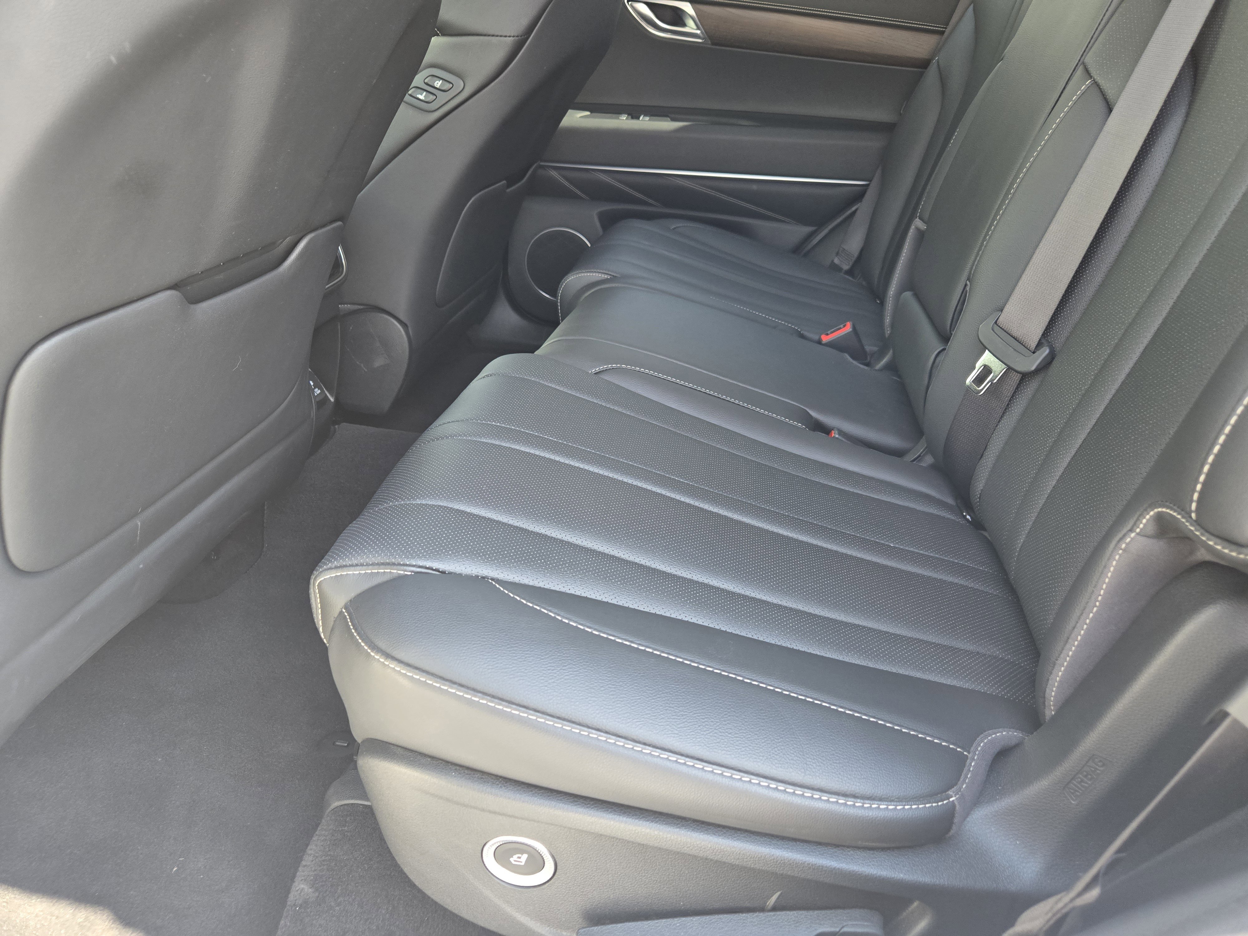 Used 2024 Genesis GV80 3.5T image 33