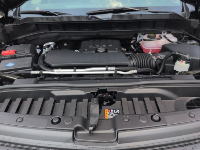 New 2026 Chevrolet Silverado 1500 Custom w/ Turbomax Blackout Package AWD/4WD image 36