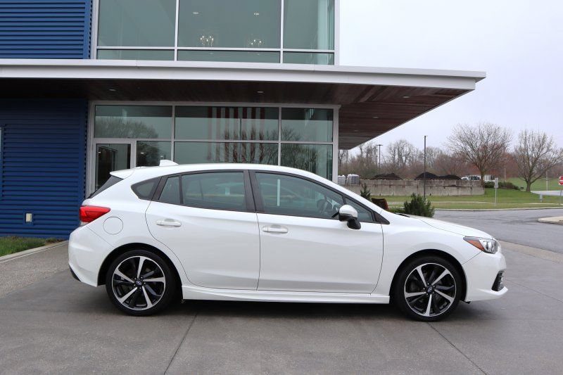 Used 2022 Subaru Impreza 2.0i Sport AWD/4WD image 2