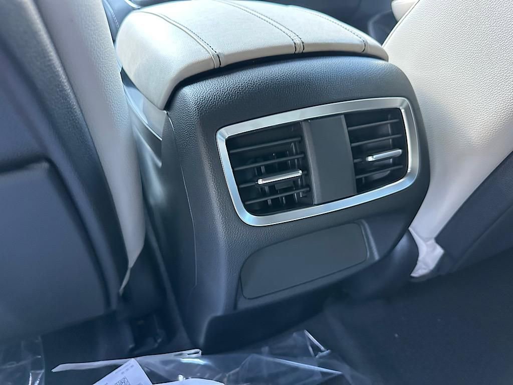 New 2025 Acura RDX SH-AWD image 14