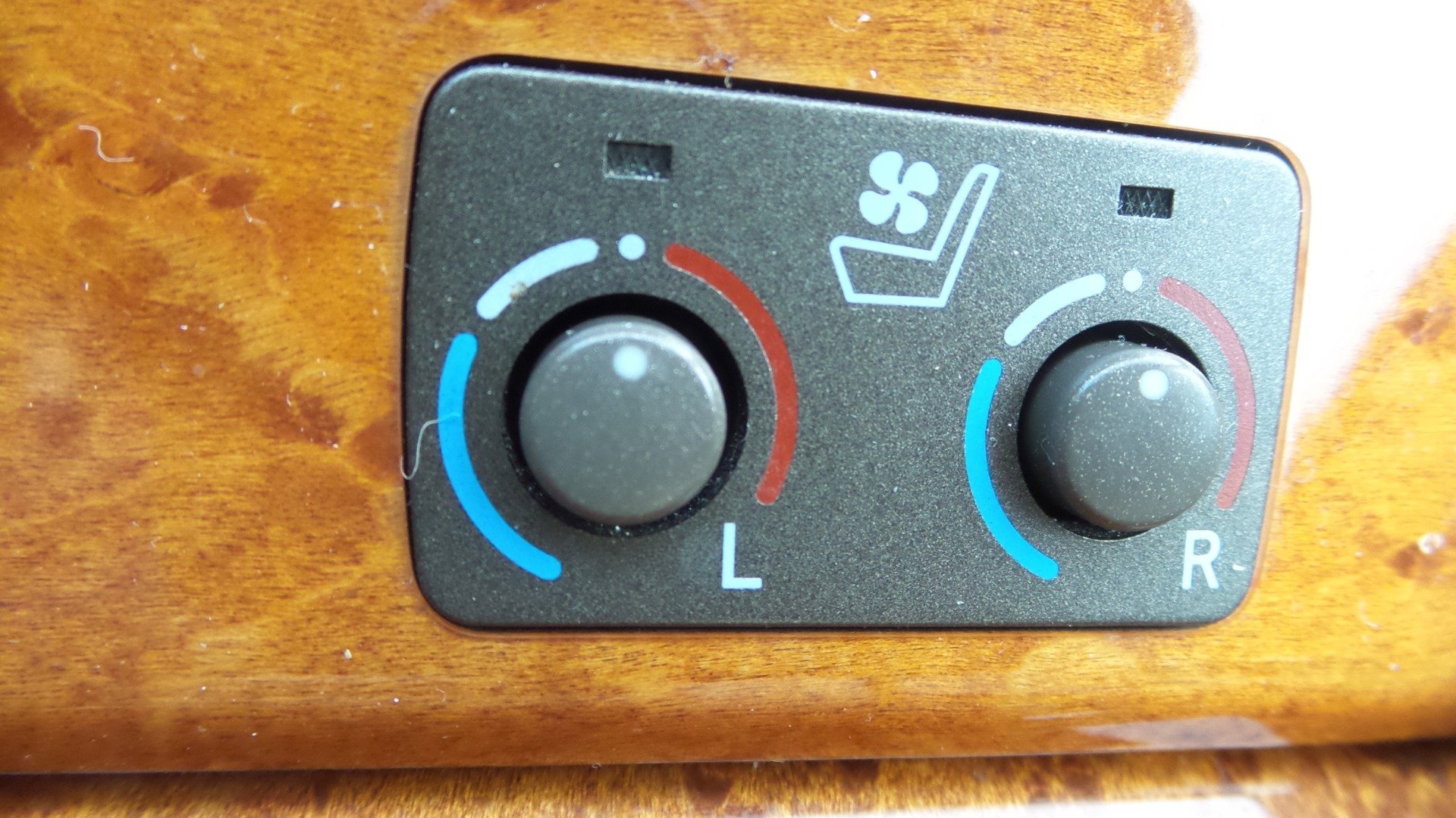 Used 2004 Lexus LS 430 image 43