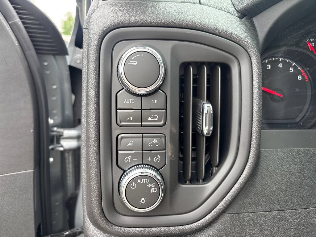 New 2026 GMC Sierra 1500 Pro w/ Pro Value Package AWD/4WD image 18