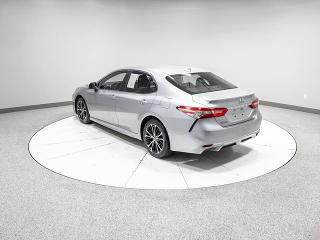 Used 2019 Toyota Camry SE FWD image 26