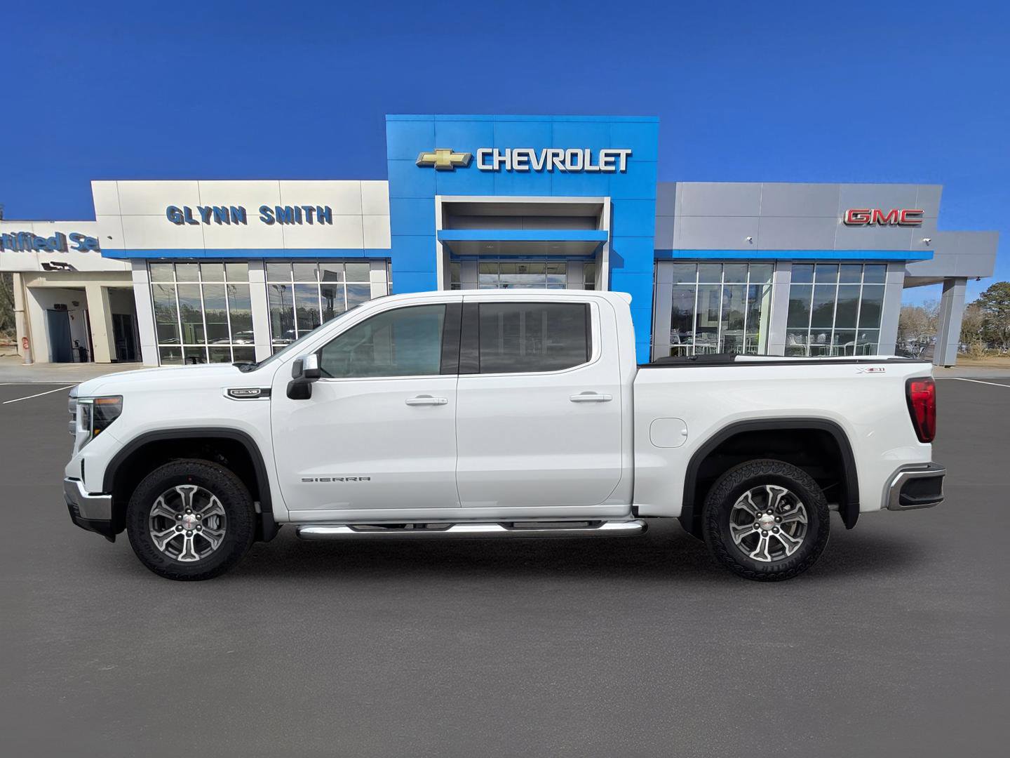 Certified 2026 GMC Sierra 1500 SLE w/ X31 Off-Road Package AWD/4WD image 13