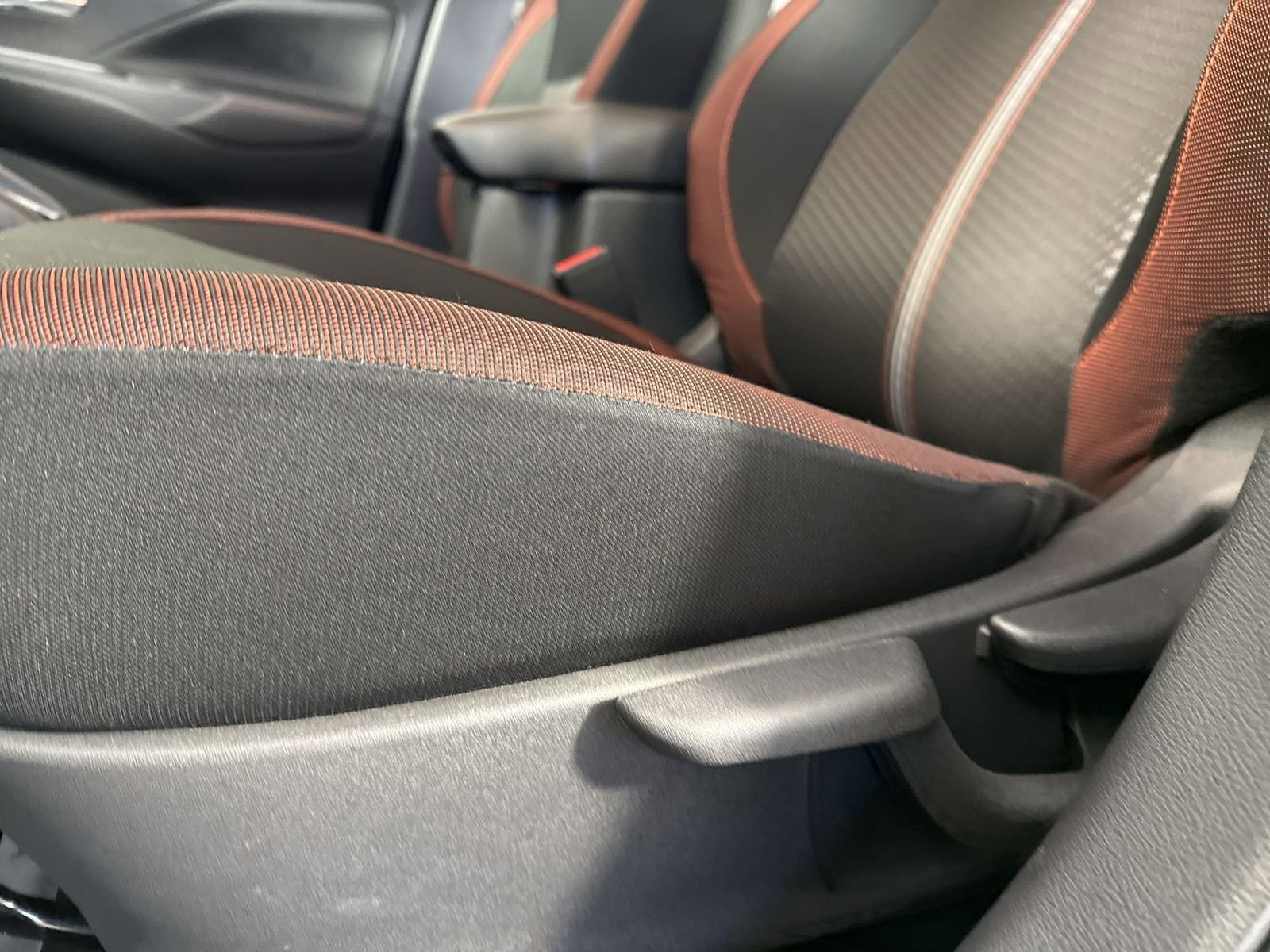 Certified 2025 Nissan Versa SR w/ Trunk Package image 20