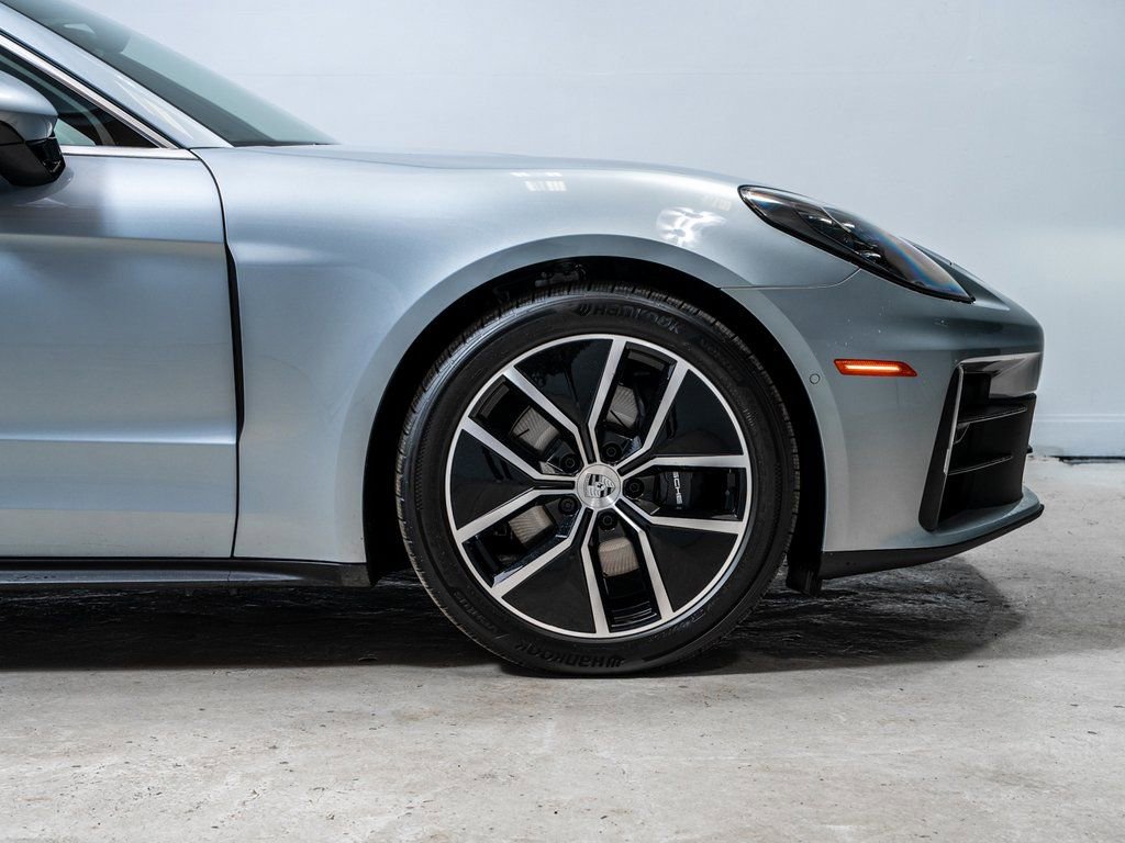 New 2026 Porsche Panamera 4 image 12