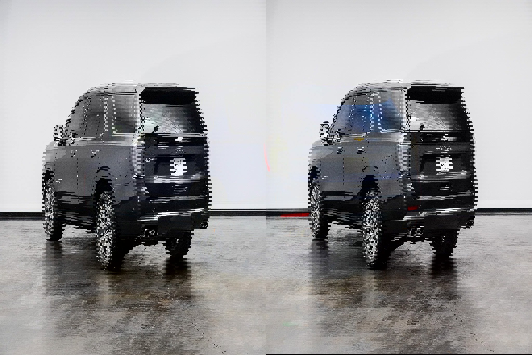 Used 2025 Chevrolet Tahoe High Country image 10