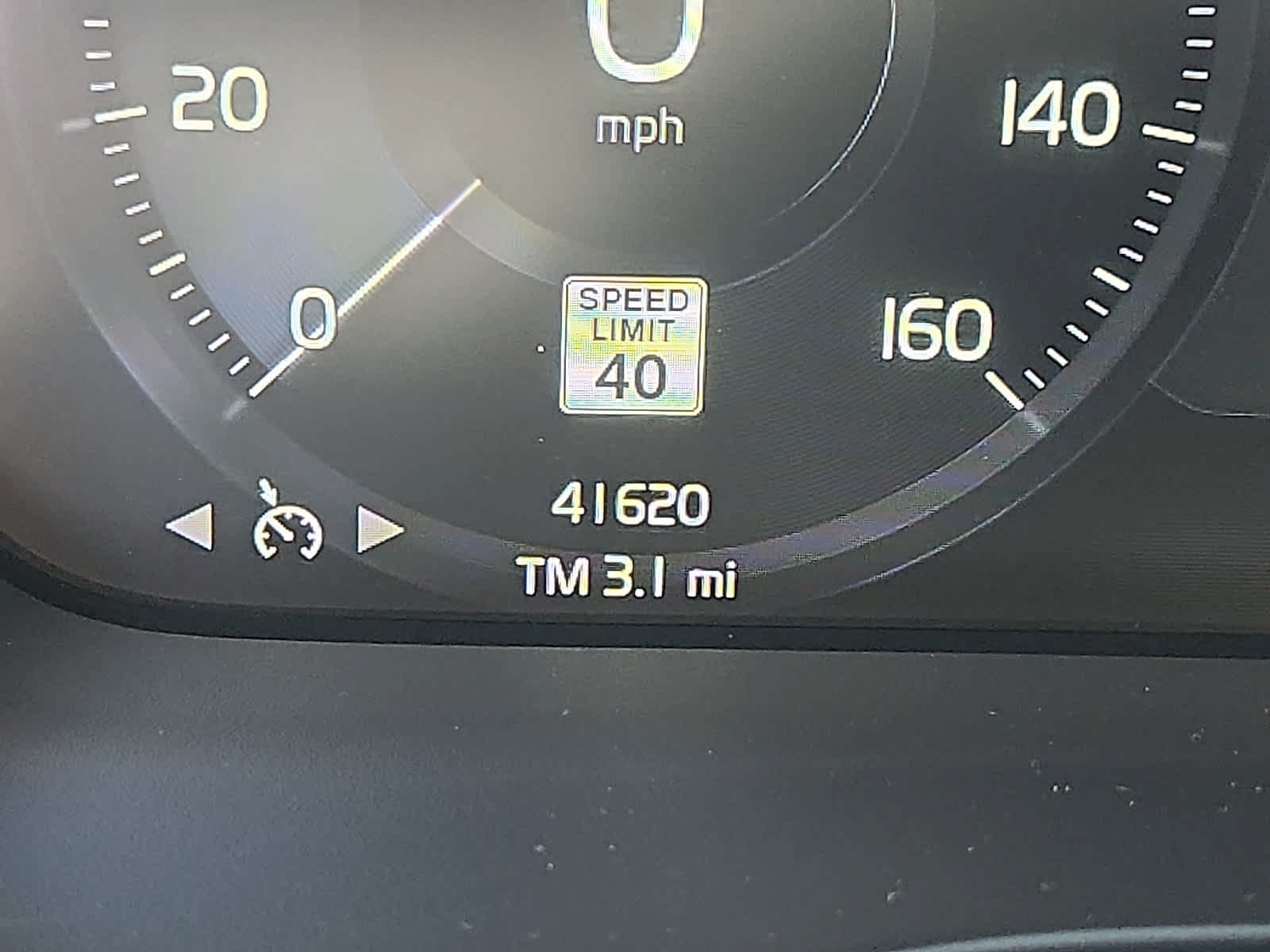 Used 2022 Volvo XC40 T5 R-Design w/ Climate Package AWD/4WD image 22