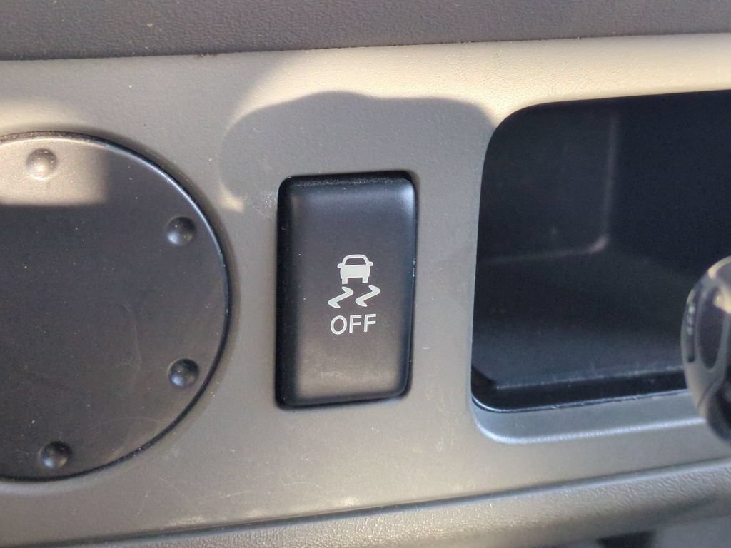 Used 2019 Nissan Frontier SV RWD image 24