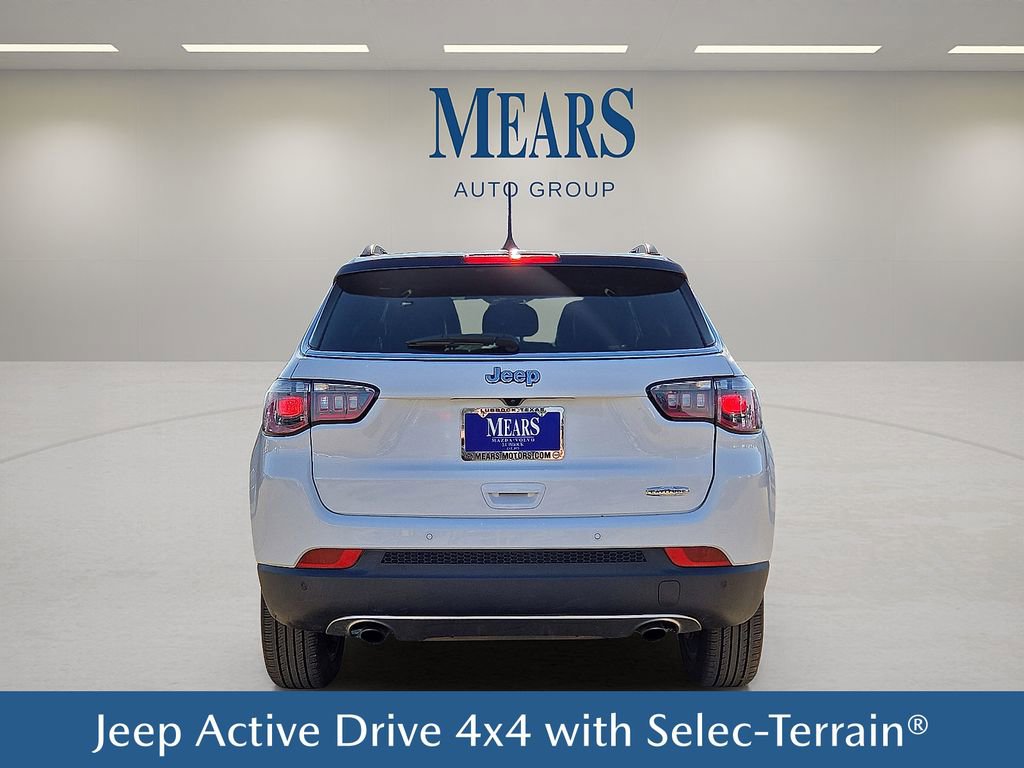 Used 2023 Jeep Compass Limited image 5