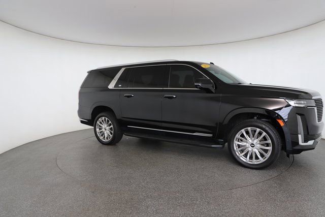 Used 2022 Cadillac Escalade ESV Premium Luxury image 25