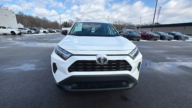 Used 2023 Toyota RAV4 LE image 8