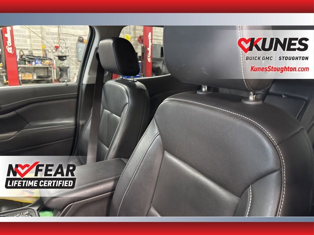 Used 2023 GMC Acadia SLT image 23