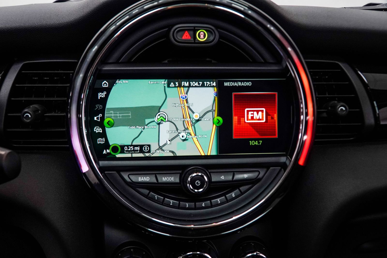 Used 2019 MINI Cooper S image 24