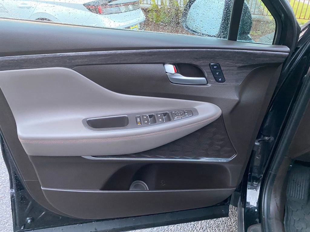 Used 2020 Hyundai Santa Fe Limited w/ Cargo Package image 29