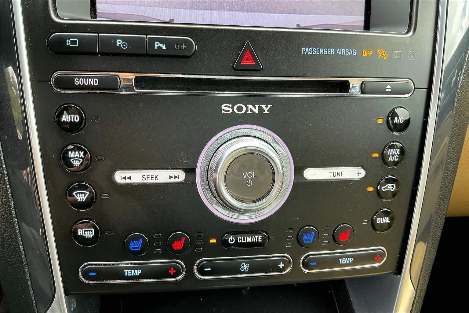 Used 2017 Ford Explorer Limited w/ Equipment Group 301A FWD image 34