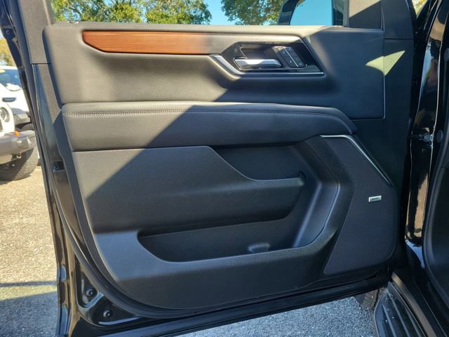 Certified 2025 GMC Yukon XL Denali image 24