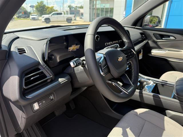 New 2026 Chevrolet Traverse LT image 3