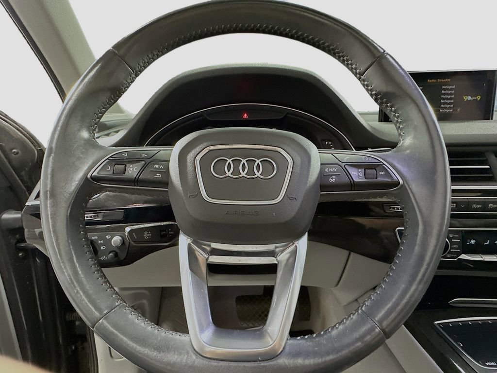 Used 2018 Audi Q7 3.0T Prestige w/ Prestige Package AWD/4WD image 12