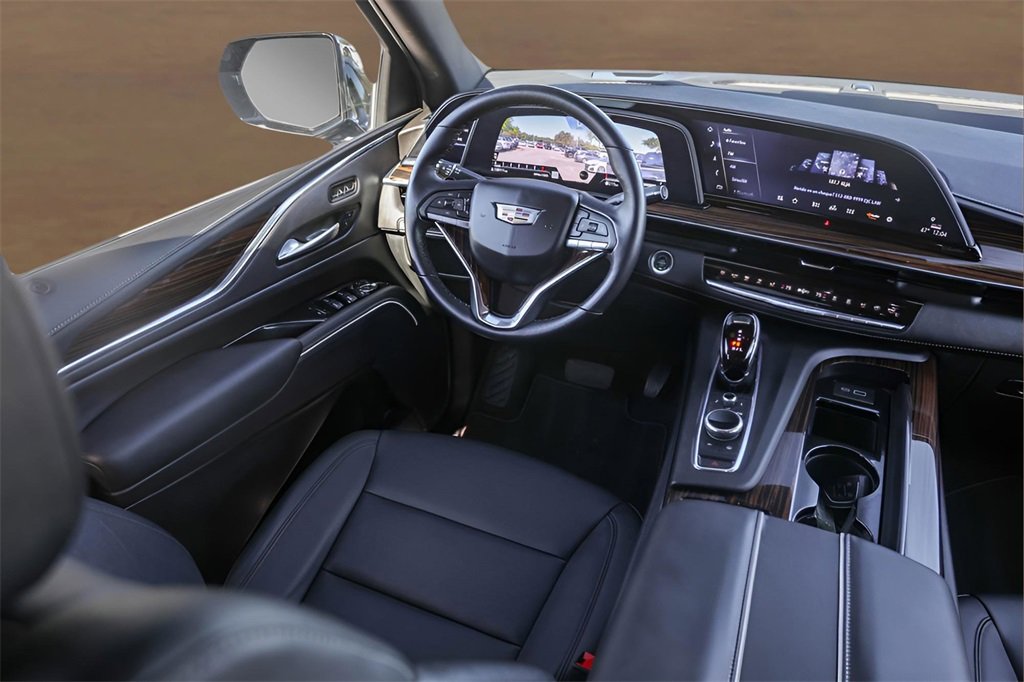 Certified 2024 Cadillac Escalade Luxury image 29