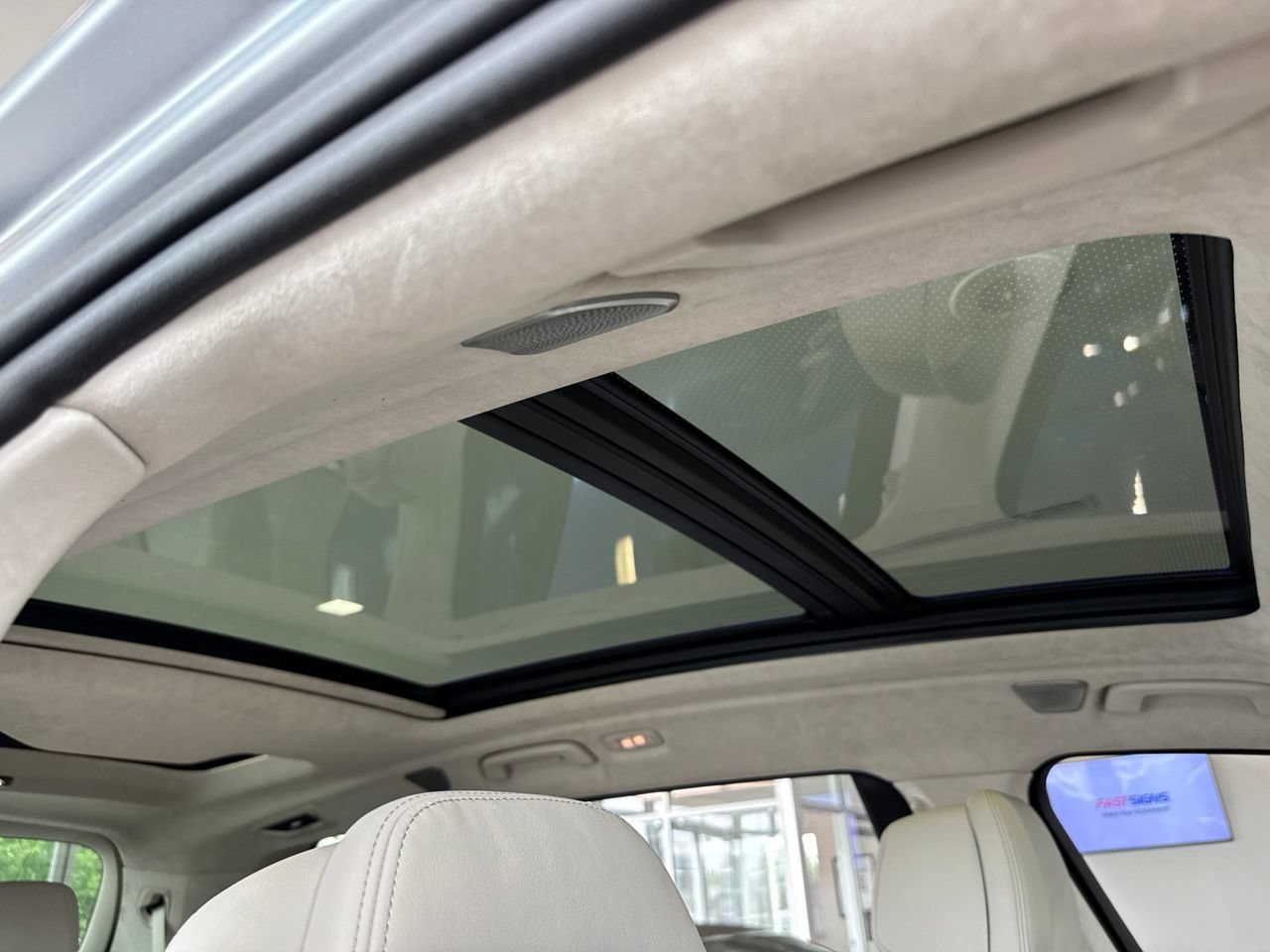New 2027 BMW X7 M60i AWD/4WD image 60