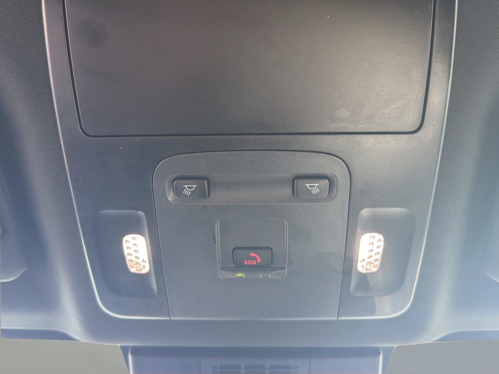 Used 2025 Toyota Camry SE FWD image 18