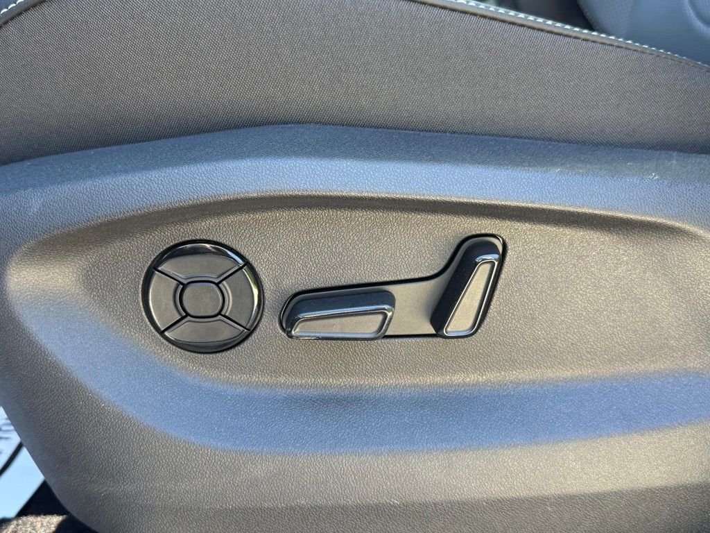 New 2026 Volkswagen Tiguan SE AWD/4WD image 25