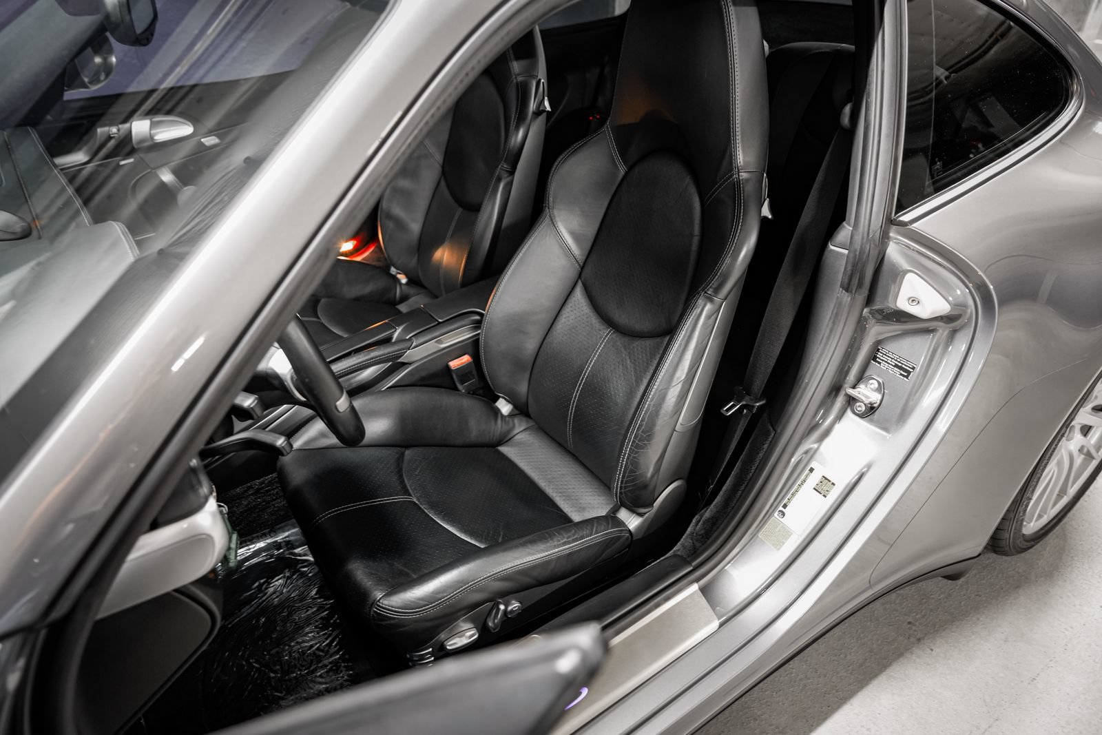 Used 2009 Porsche 911 Carrera 4S AWD/4WD image 19