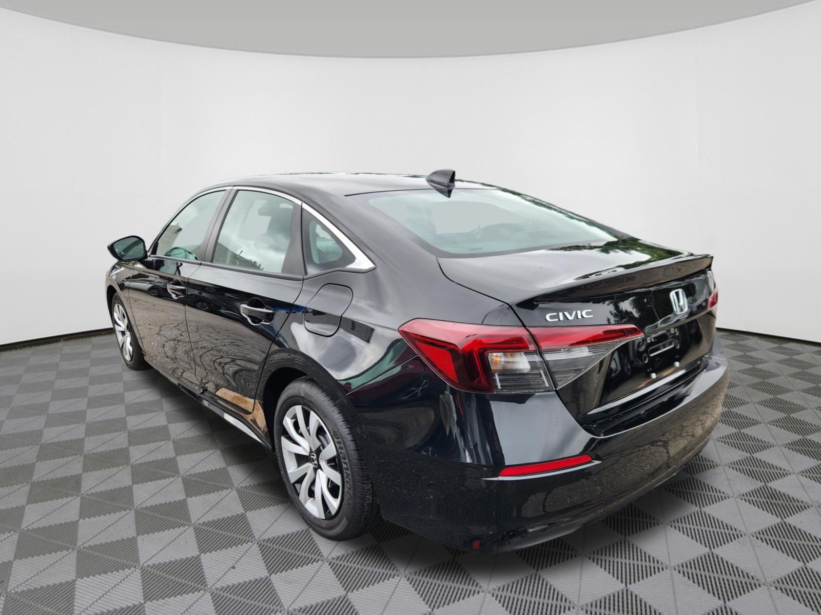 Used 2025 Honda Civic LX image 3