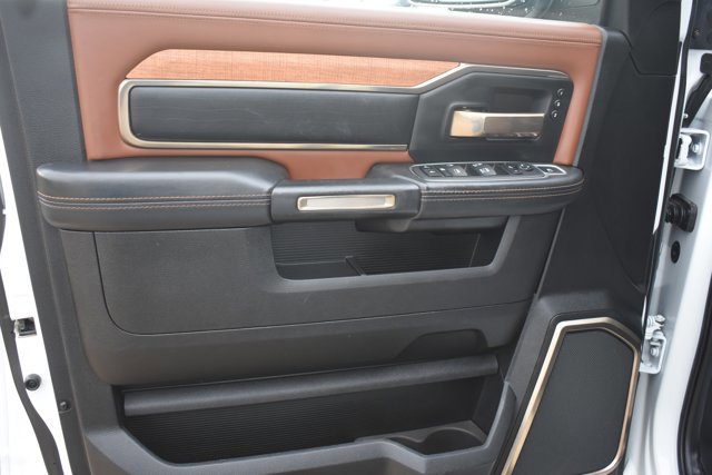 Used 2022 RAM 3500 Limited AWD/4WD image 17