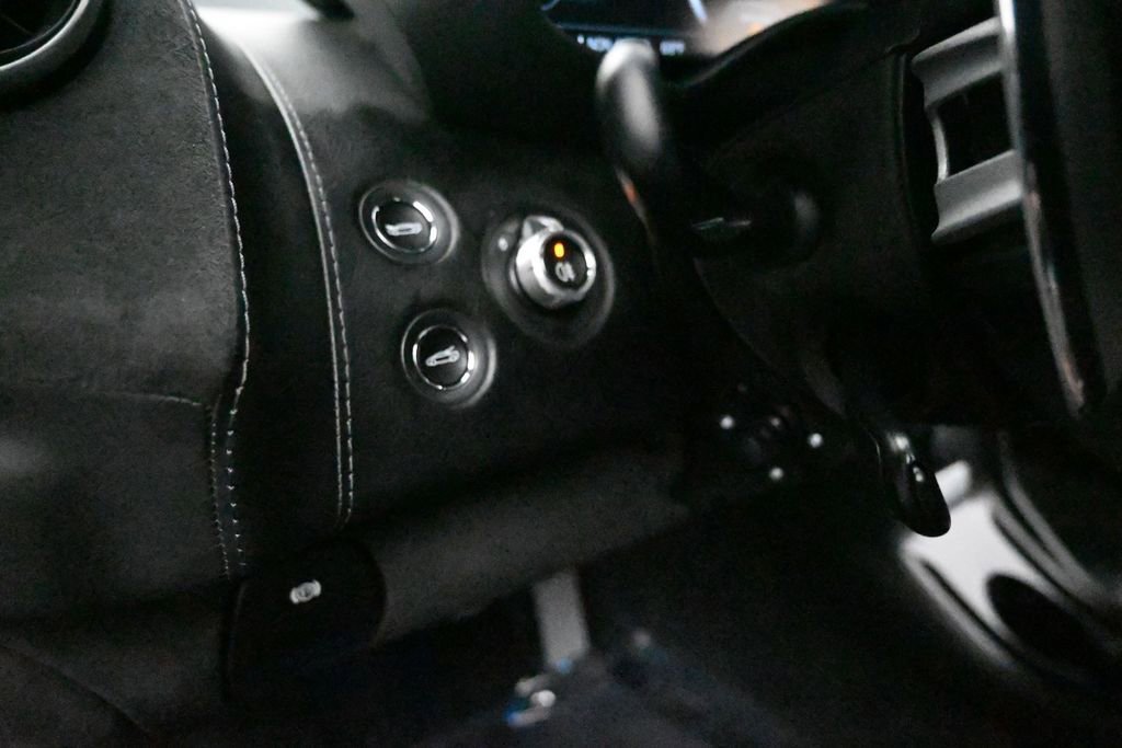 Used 2022 McLaren GT RWD image 59