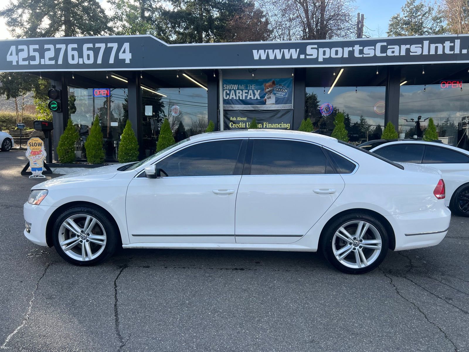Used 2014 Volkswagen Passat 1.8T SEL Premium image 9